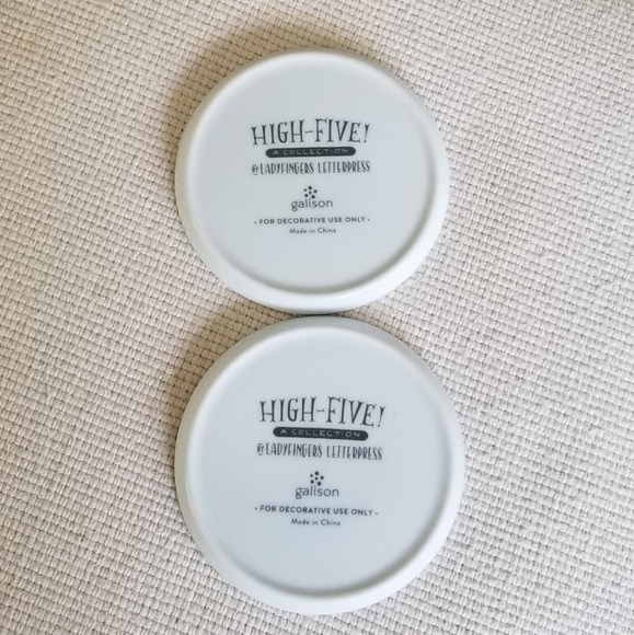 Galison Ceramic Ring Dish or Cup Coster Set of 2 - Picture 2 of 6